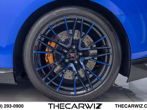 Used 2020 Nissan GT-R Premium AWD/4WD image 20