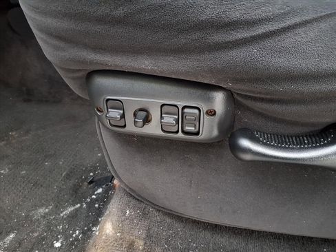 Used 2003 Dodge Ram 2500 Truck SLT image 27