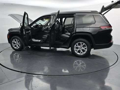 Used 2021 Jeep Grand Cherokee L Limited AWD/4WD image 45
