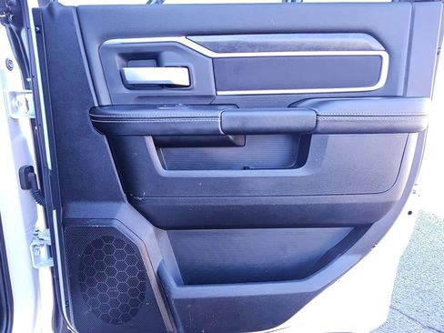 Used 2024 RAM 2500 Big Horn image 18