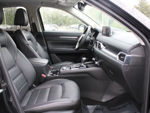 Used 2025 MAZDA CX-5 AWD 2.5 S w/ Preferred Package image 13