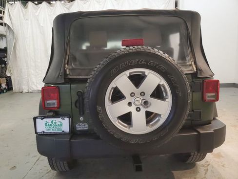 Used 2009 Jeep Wrangler X image 5