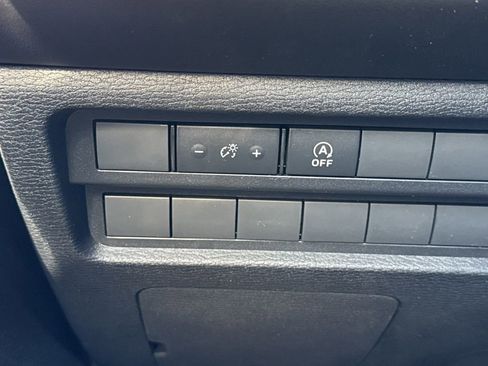 New 2026 Mitsubishi Outlander LE FWD image 20