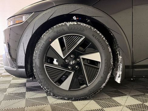 New 2026 Hyundai Ioniq 5 SEL image 11