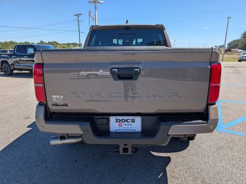 New 2026 Toyota Tacoma TRD Off-Road image 4