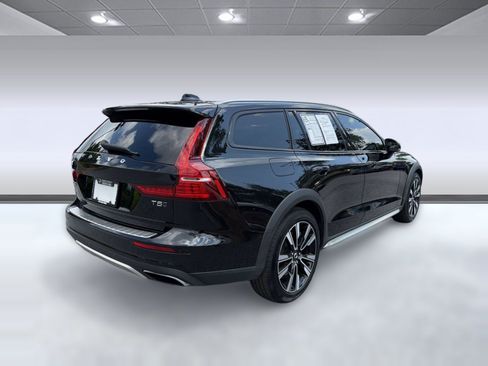 Used 2020 Volvo V60 T5 Cross Country w/ Protection Package Premier AWD/4WD image 9