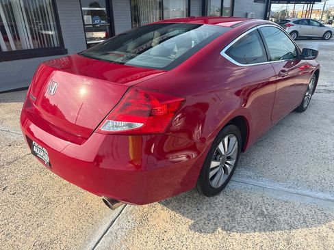 Used 2011 Honda Accord EX-L image 4