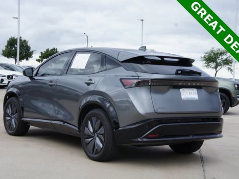 Used 2023 Nissan Ariya AWD image 6