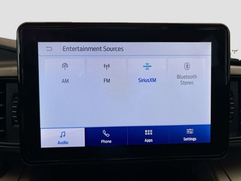 Used 2022 Ford Explorer XLT w/ Class IV Trailer Tow Package RWD image 13