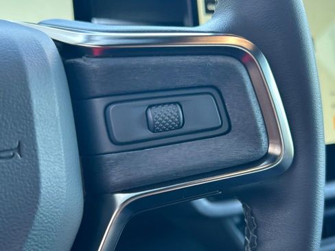 Used 2022 Rivian R1T Adventure image 24