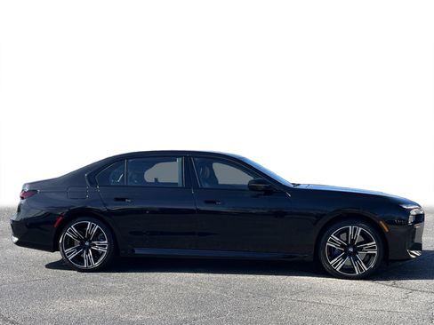 Used 2023 BMW 760i xDrive 760i xDrive w/ Executive Package image 29