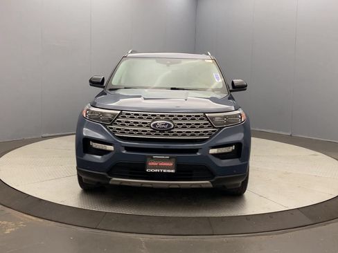 Used 2021 Ford Explorer Limited w/ Equipment Group 301A AWD/4WD image 8
