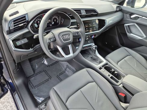 New 2025 Audi Q3 2.0T Premium image 2