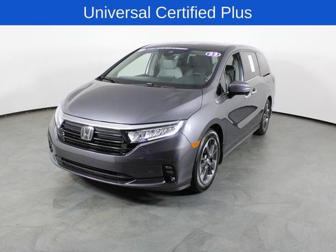 Used 2023 Honda Odyssey Elite image 2