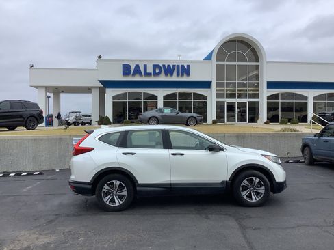 Used 2017 Honda CR-V LX image 8
