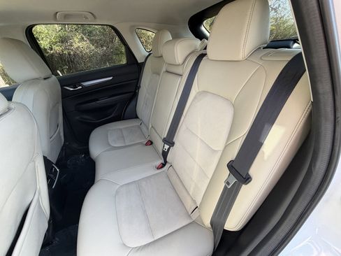 Used 2017 MAZDA CX-5 Touring w/ Preferred Equipment Package image 18