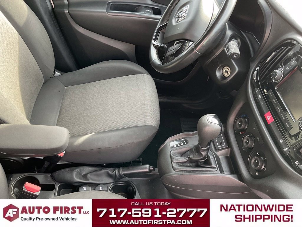 Used 2019 RAM ProMaster City Tradesman SLT FWD image 23