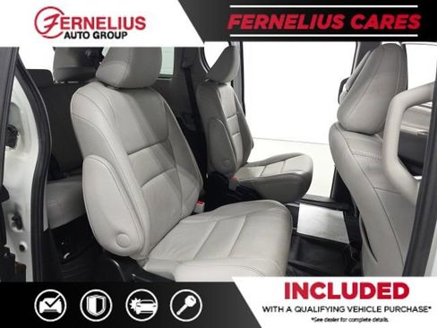 Used 2017 Toyota Sienna Limited Premium image 22