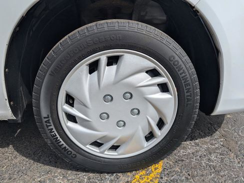 Used 2021 Nissan NV200 SV w/ Sliding Door Glass Package image 10