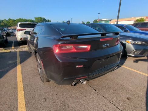 Used 2018 Chevrolet Camaro SS RWD image 4