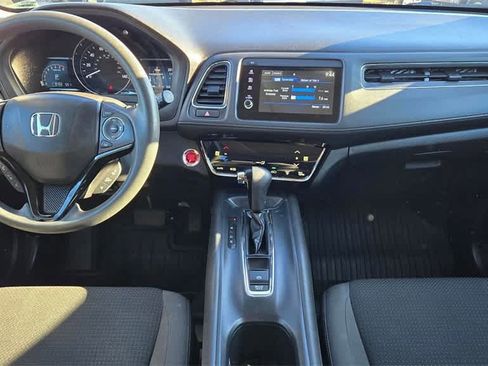 Used 2022 Honda HR-V EX image 9