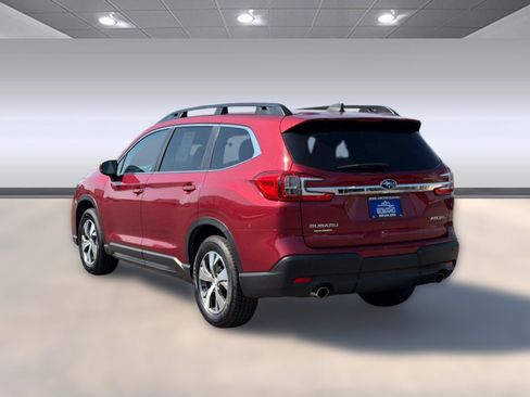 Used 2025 Subaru Ascent Premium AWD/4WD image 3