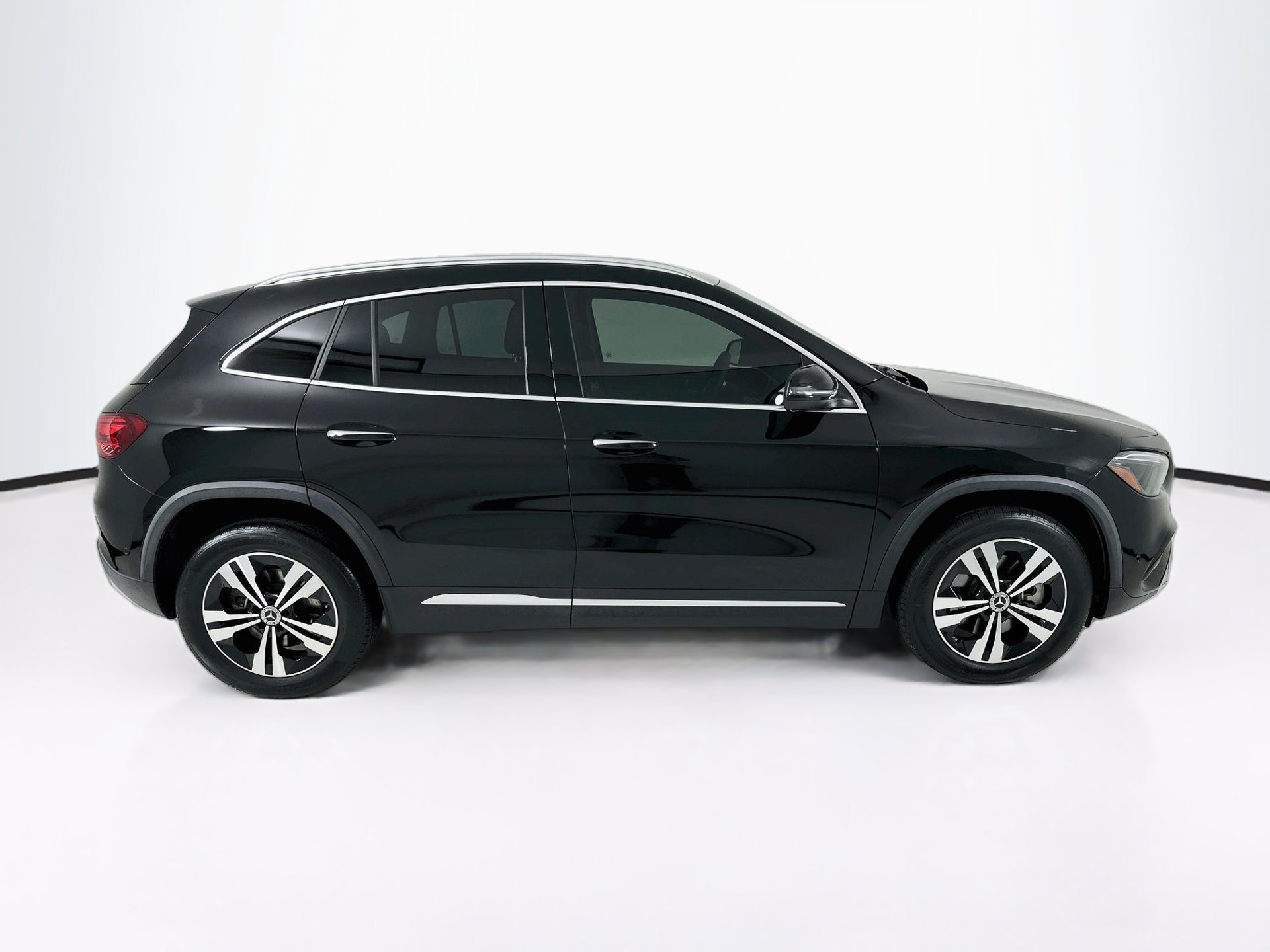 Certified 2026 Mercedes-Benz GLA 250 image 9