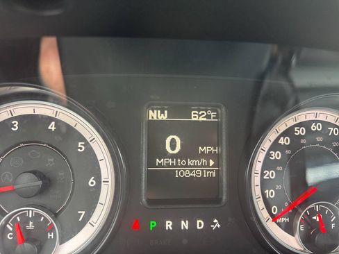 Used 2015 RAM 1500 Express AWD/4WD image 31