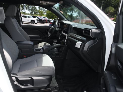 Certified 2024 Toyota Tacoma SR5 w/ SR5 Upgrade Package RWD image 19
