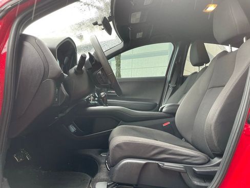 Used 2022 Honda HR-V Sport image 18