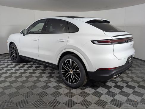 New 2026 Porsche Cayenne image 3
