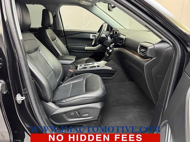 Used 2021 Ford Explorer Limited w/ Equipment Group 301A AWD/4WD image 23