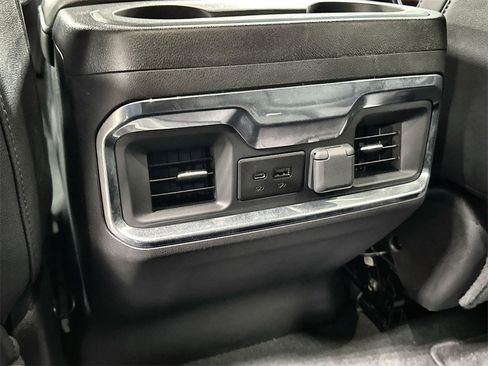 Used 2022 GMC Sierra 1500 SLT image 27