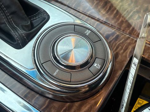 Used 2017 Nissan Armada Platinum w/ Captain Seat Package image 24