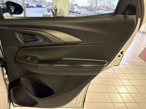 Certified 2021 Chevrolet TrailBlazer LT w/ Convenience Package image 34