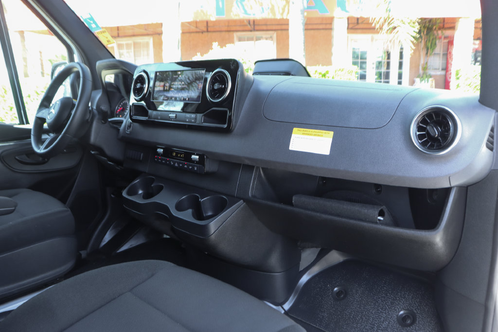 Used 2026 Mercedes-Benz Sprinter 2500 image 39