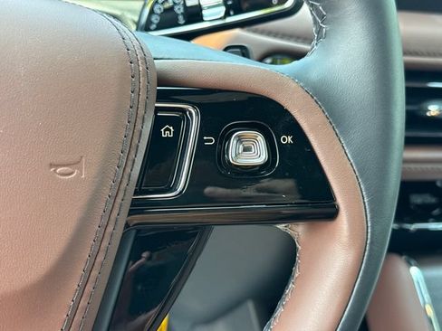 New 2026 Lincoln Aviator Reserve w/ Jet Appearance Package AWD/4WD image 26