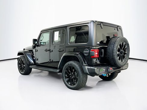 Used 2023 Jeep Wrangler Unlimited Sahara w/ Cold Weather Group AWD/4WD image 5