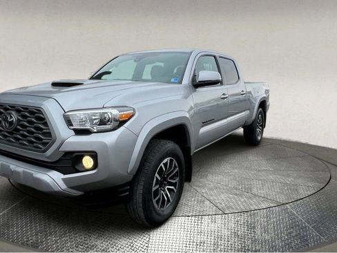Used 2021 Toyota Tacoma TRD Sport image 4