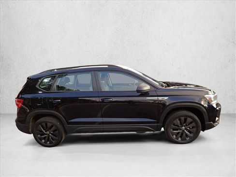 Used 2023 Volkswagen Taos S image 5