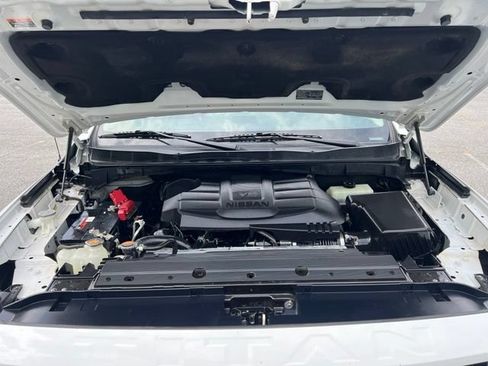 Used 2021 Nissan Titan SV w/ SV Convenience Package AWD/4WD image 41