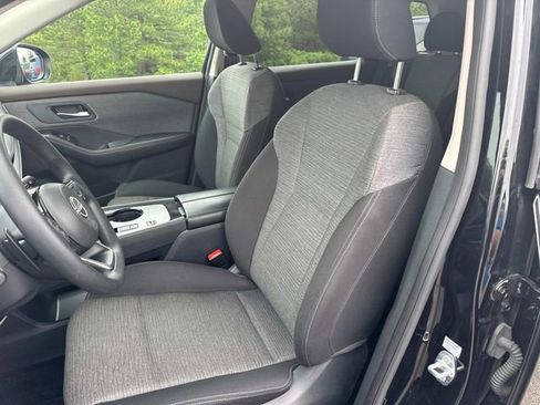 Certified 2023 Nissan Rogue SV FWD image 26