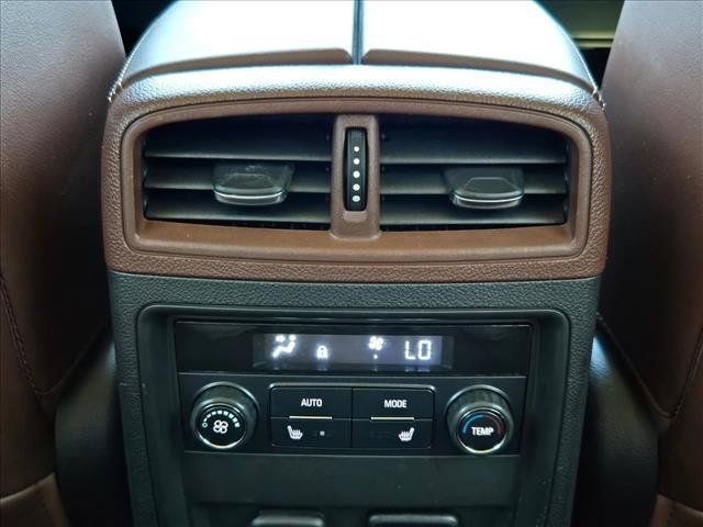 Used 2017 Buick Envision Essence FWD image 17
