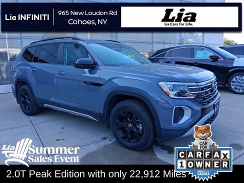 Used 2025 Volkswagen Atlas Peak Edition SE AWD/4WD image 1