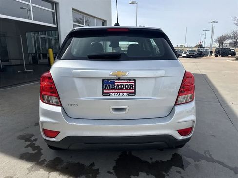 Used 2020 Chevrolet Trax LS image 5