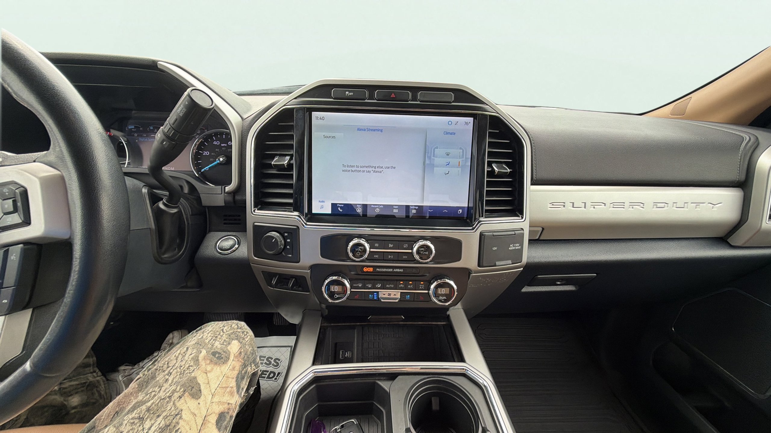 Used 2022 Ford F250 Lariat w/ Lariat Ultimate Package AWD/4WD image 22