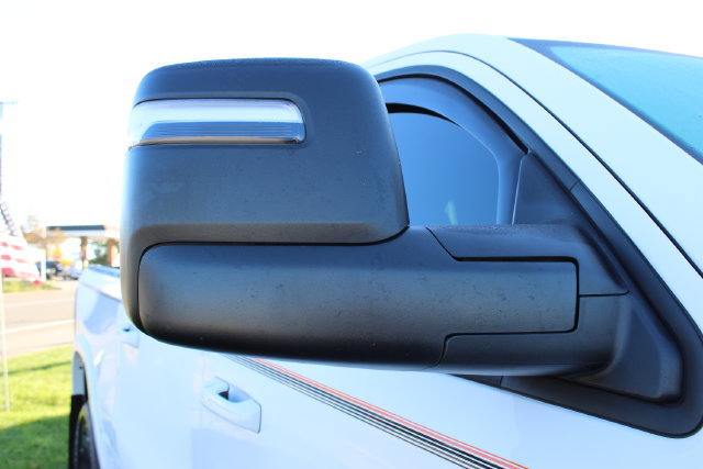 Used 2025 RAM 1500 Big Horn AWD/4WD image 2