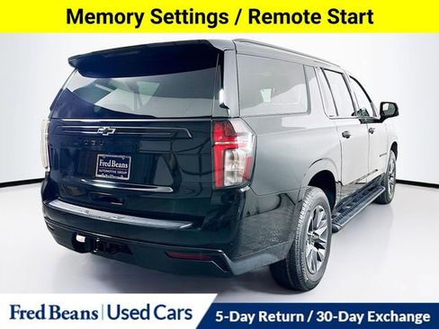 Certified 2024 Chevrolet Suburban Z71 w/ Luxury Package image 9