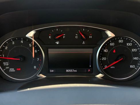 Used 2023 GMC Acadia SLT FWD image 17