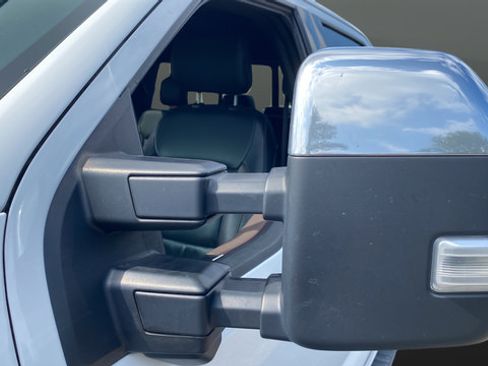 Used 2022 Ford F150 Lariat w/ Equipment Group 502A High AWD/4WD image 30